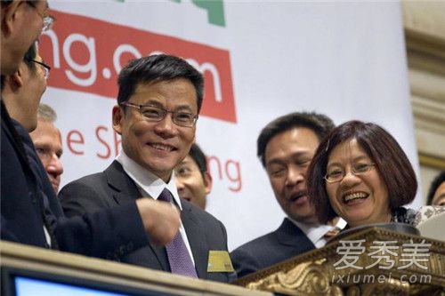 惊呆了!李国庆力挺刘强东 这到底是个什么梗？
