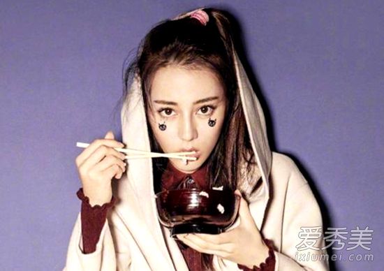 惊呆了!迪丽热巴吃货人设 这到底是个什么梗？
