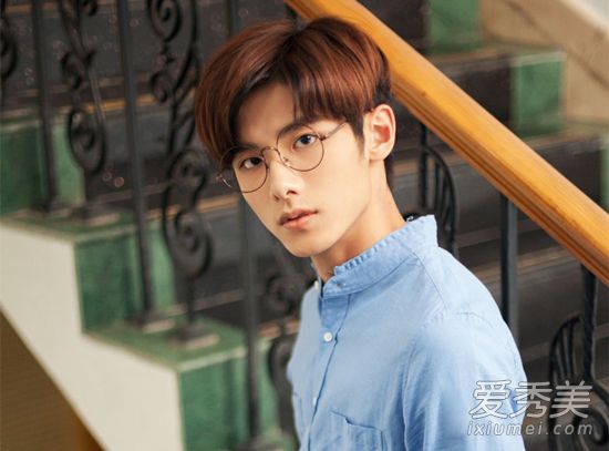 惊呆了!于正艺人通话录音 这到底是个什么梗？