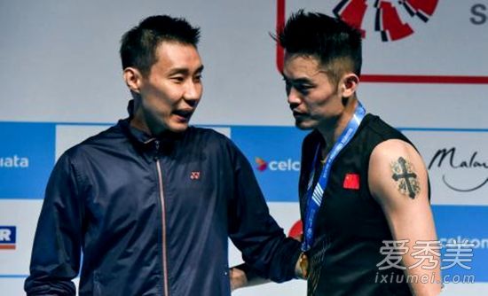 惊呆了!李宗伟为林丹颁奖 这到底是个什么梗？