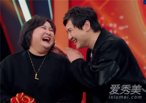惊呆了!贾玲回应口红色号 这到底是个什么梗