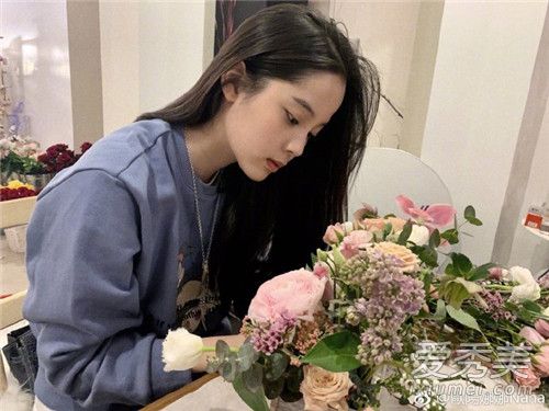 惊呆了！欧阳娜娜设奖学金 这是怎么回事？