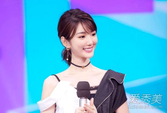 毛晓彤遭生父监视是怎么回事 毛晓彤遭生父监视什么情况