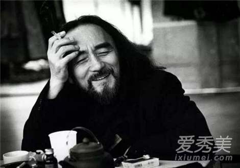 惊呆了!向佐带郭碧婷见山本耀司 这到底是怎么回事？