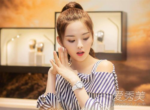 杨超越男粉多还是女粉多 宅男为什么喜欢杨超越