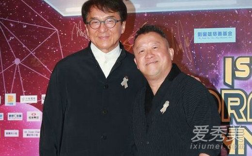 成龙亮相慈善晚会这到底是个什么梗 成龙亮相慈善晚会什么情况
