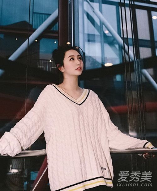 邱淑贞大女儿曝光什么样子 邱淑贞大女儿曝光照片