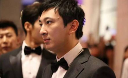 王思聪头像换成花千芳怎么回事 王思聪头像换成花千芳什么原因