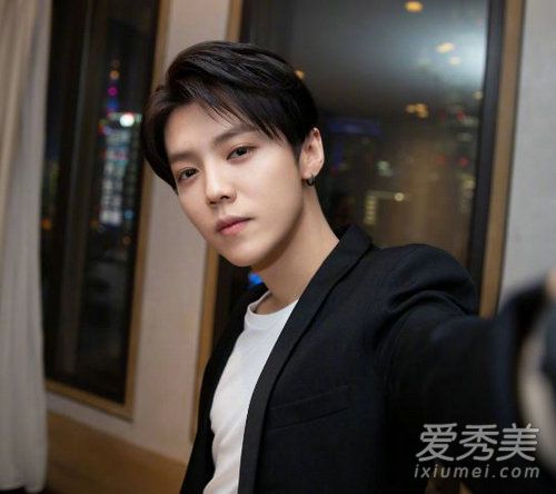 鹿晗曾填120KG报名JYP什么梗 鹿晗曾填120KG报名JYP怎么回事