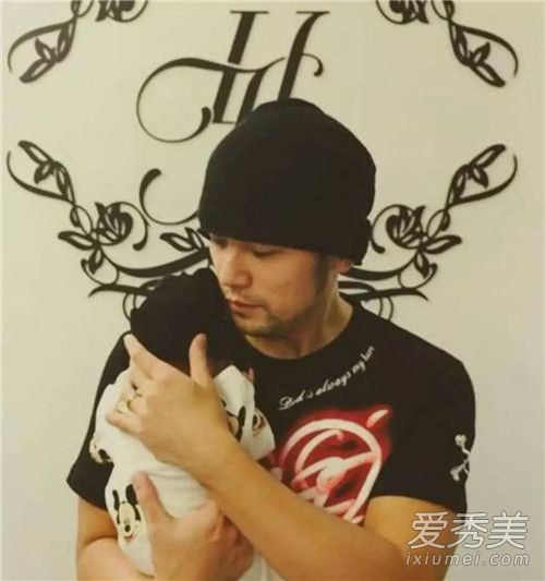 周杰伦亲自打假 背后原因曝光调侃自己哪有这么亲切