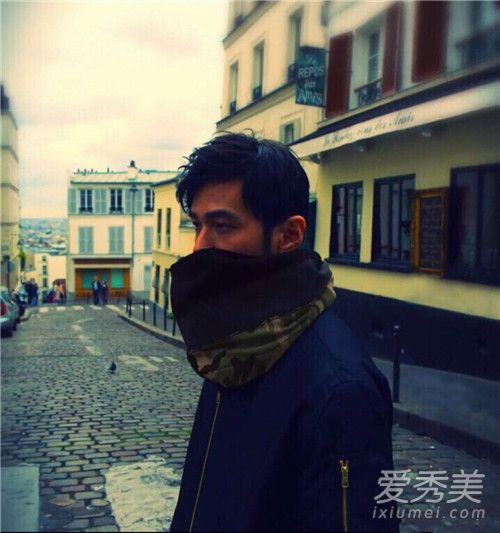 周杰伦亲自打假 背后原因曝光调侃自己哪有这么亲切