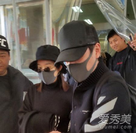 赵丽颖产后出院 这到底是个什么梗？