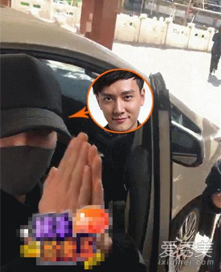赵丽颖产后出院照片曝光 素颜亮相气色好！
