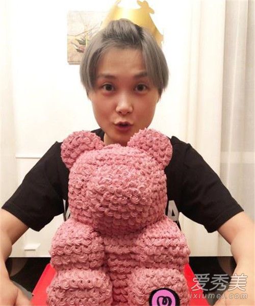 李宇春生日捐款怎么回事 李宇春生日捐款给谁