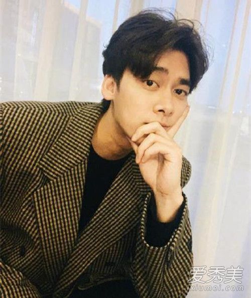 湾湾李易峰恋情 是炒作还是事实?