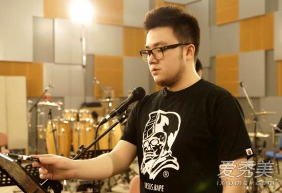巴图和谁结婚了 巴图老婆王博谷个人资料照片
