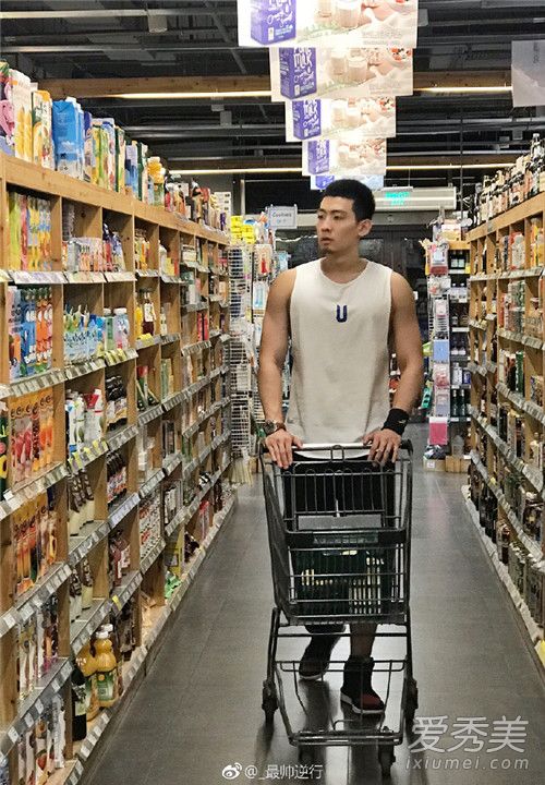 李佳兴傅园慧好配 李佳兴个人资料微博