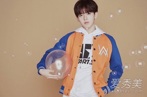 青春有你胡春杨多大河北哪里人 胡春杨童年照曝光!小时候很可爱