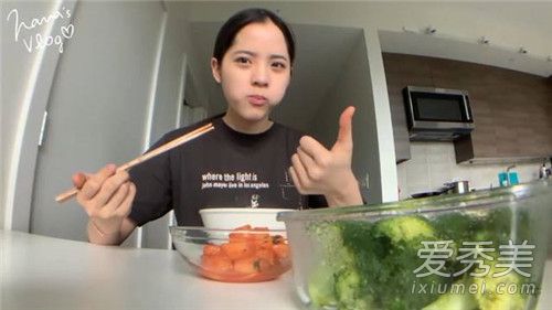 欧阳娜娜为什么这么火 当起vlog博主的欧阳娜娜不演戏更圈粉
