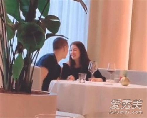 袁巴元否认同游 背后原因曝光让人心酸