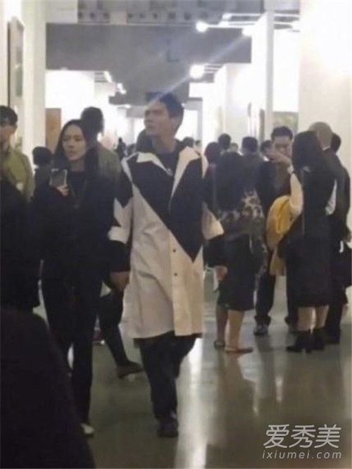 向佐郭碧婷牵手 向佐承认与郭碧婷恋情
