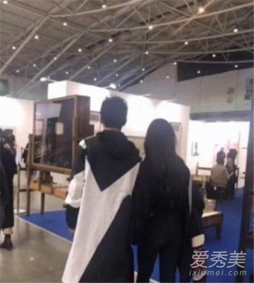 向佐郭碧婷牵手 向佐承认与郭碧婷恋情