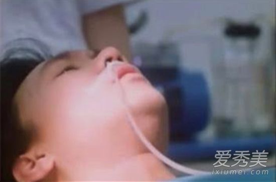 黄家驹医院昏前说的话 黄家驹医院昏迷照片