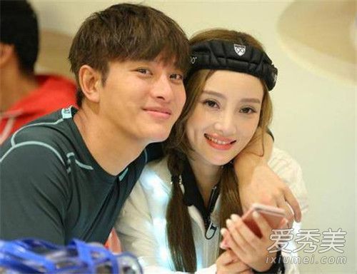 贾乃亮澄清夜会两女怎么回事 贾乃亮澄清夜会两女真相