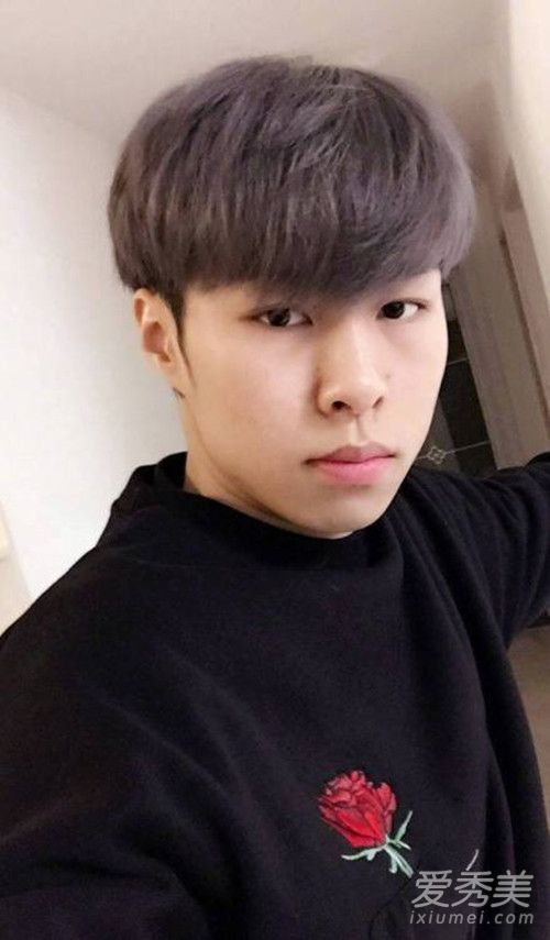 包子被斗鱼封了是怎么回事 包子是谁个人资料及被封原因