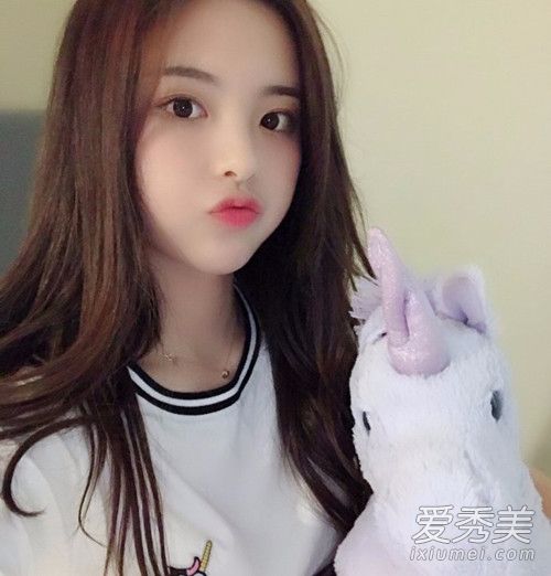 杨超越遭质疑事件始末 杨超越遭质疑原因