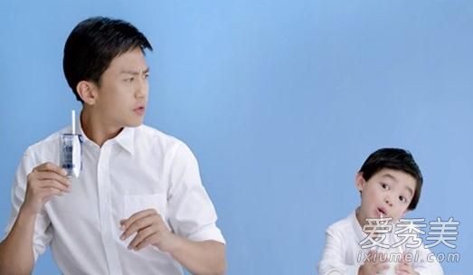 纯甄酸牛奶广告小男孩是谁叫什么名字？