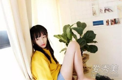 最近爆红的14岁网红男孩Abbily个人资料图片
