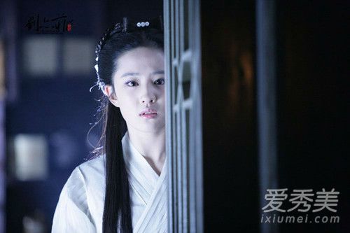 刘亦菲扬州瘦马事件始末 刘亦菲身世成谜