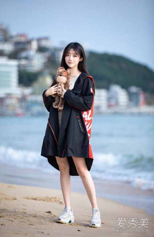 Rookie公布恋情怎么回事 Rookie公布恋情女友是谁个人资料照片