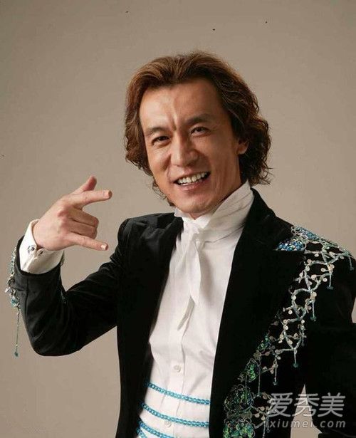 李咏葬礼已举行怎么回事 李咏葬礼在哪里举行