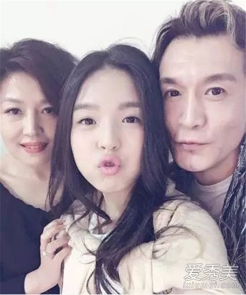 李咏女儿微博账号是什么 李咏女儿法图麦个人资料照片