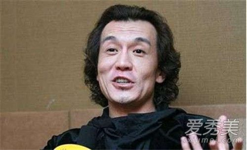 李咏什么癌症 主持人李咏疑因胰腺癌去世