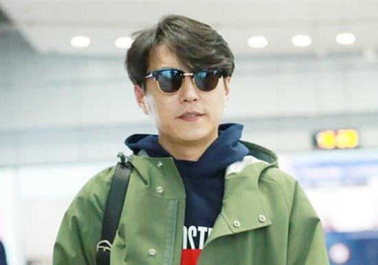 靳东回应发错诗词怎么回事 靳东回应发错诗词说了什么