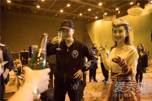 赵丽颖冯绍峰恋情回顾 赵丽颖冯绍峰怎么认识的