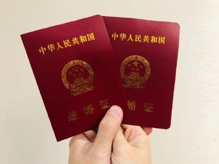 赵丽颖冯绍峰结婚是奉子成婚吗 赵丽颖怀孕了吗几个月了