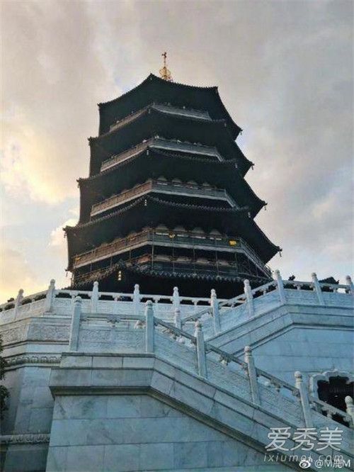 赵雅芝回复鹿晗怎么回事 赵雅芝回复鹿晗说了什么