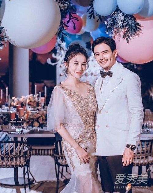 杨烁婚礼怎么回事 杨烁婚礼伴郎是谁