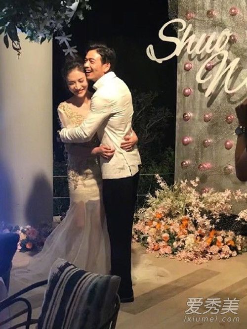 杨烁婚礼怎么回事 杨烁婚礼伴郎是谁