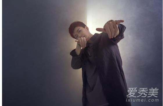 YY浅蓝：直播间里的嘻哈大男孩，说唱也要正能量