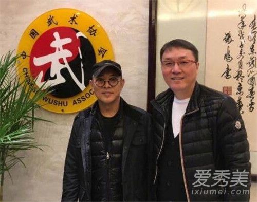 55岁李连杰回春怎么回事 55岁李连杰回春是因为什么