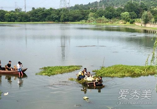 马思纯给鸭子扇风是怎么回事 马思纯为什么给鸭子扇风