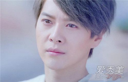 徐海乔的父母是做什么的 徐海乔家庭背景显赫