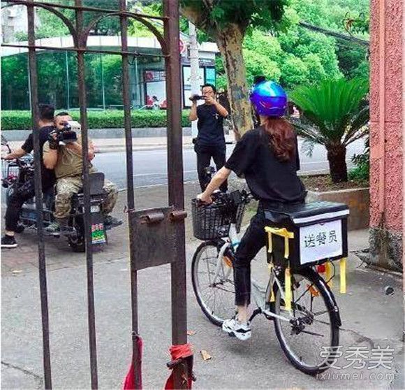 唐嫣化身清洁工做什么 唐嫣获“最美清洁工”称号