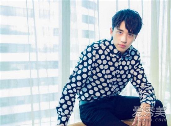 黄景瑜许魏洲互相取关了吗 黄景瑜许魏洲八年之约是怎么回事