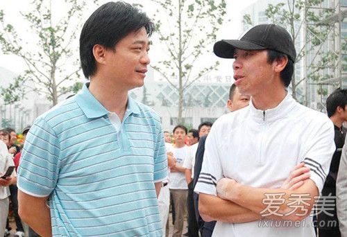 冯小刚回应是怎么回事 冯小刚十问崔永元说了什么